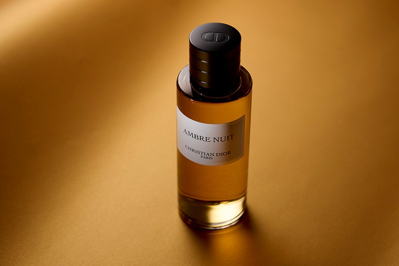 「メゾン クリスチャン ディオール アンブル ニュイ」(40ml)1万5950円、(125ml)3万4100円、(250ml)4万8400円/パルファン・クリスチャン・ディオール