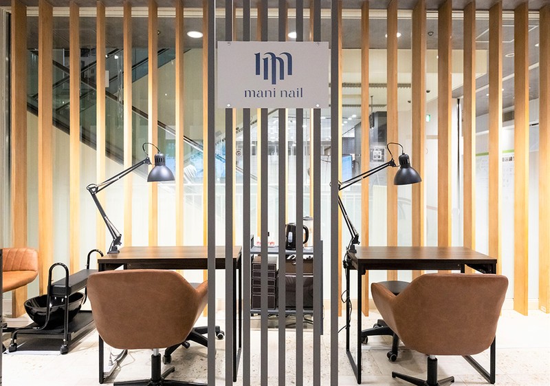 maninail CARE 新宿マルイメン店