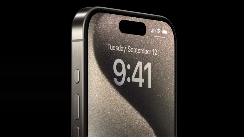 iPhone 15 Pro（ナチュラルチタニウムの256GBモデル）17万4800円