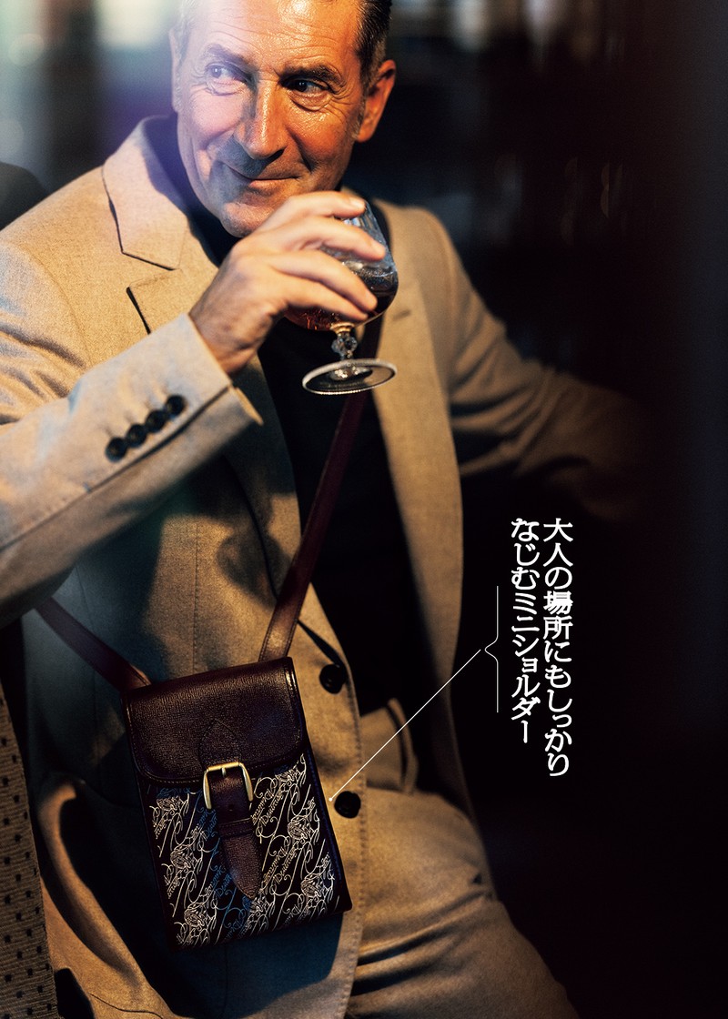 モテるオヤジ御用達ブランドの旅バッグが、ヴィンテージ風な理由