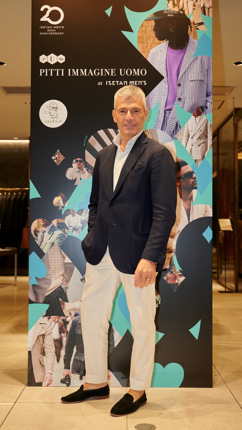 フィナモレ/⚫️⚫️⚫️⚫️⚫️ アンドレア・フィナモレさん SNAP 伊勢丹