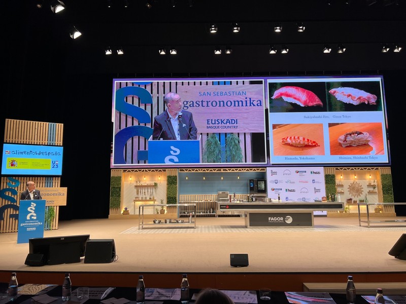 サンセバスチャン 山本益博 ラーメン LEON.JP