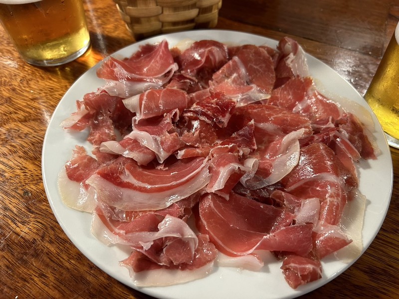 サンセバスチャン 山本益博 ラーメン LEON.JP