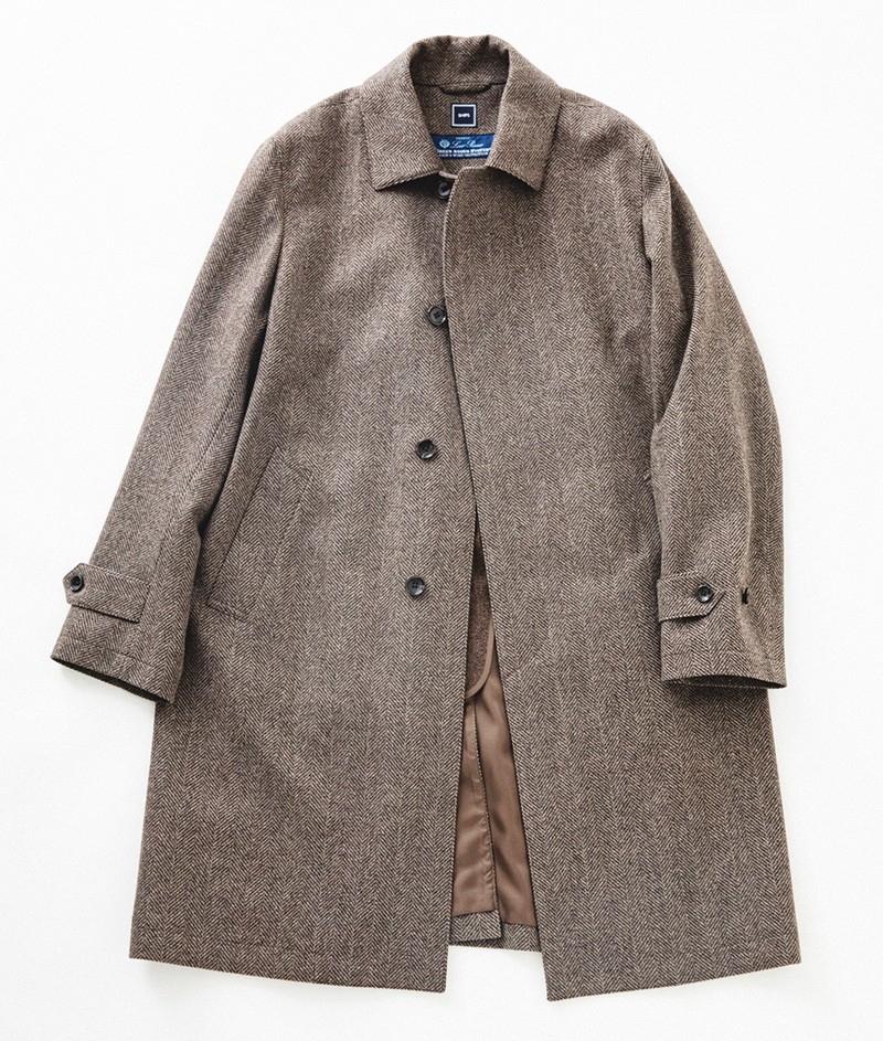 コート7万7000円／シップス（シップス 銀座店）