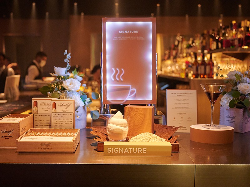 ダビドフ 『シグネチャー』に合わせたのは「シグネチャー マティーニ」。