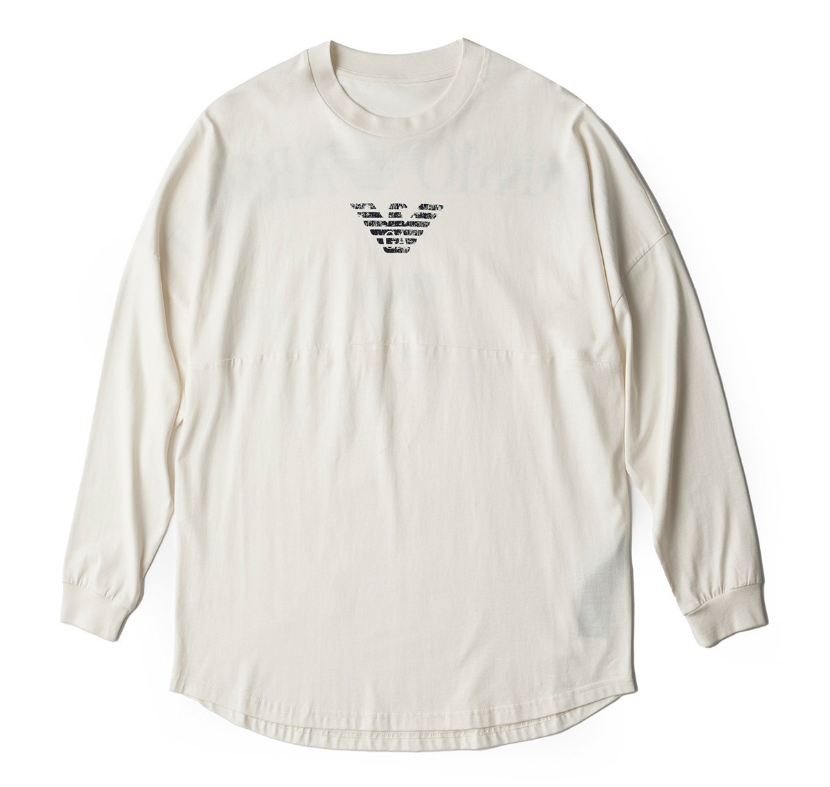 ロングスリーブTシャツ 3万9600円/エンポリオ アルマーニ(ジョルジオ アルマーニ ジャパン)