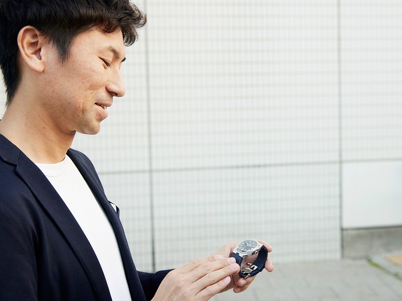 時計への愛情が尽きないRYさん。流れるような解説はまるでアナウンサーのトークのよう。