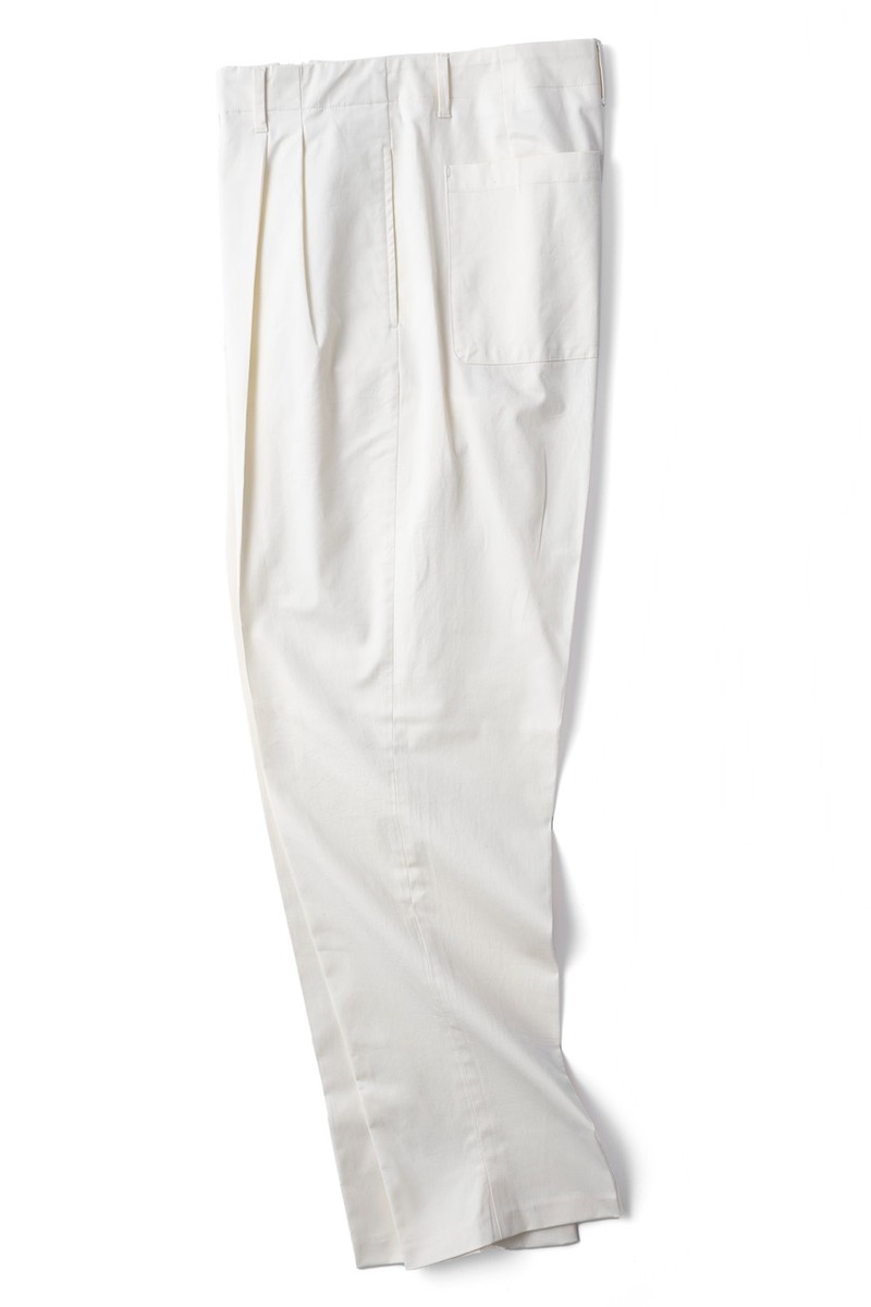 パンツ6万2700円／ラルディーニ（トヨダトレーディング プレスルーム）