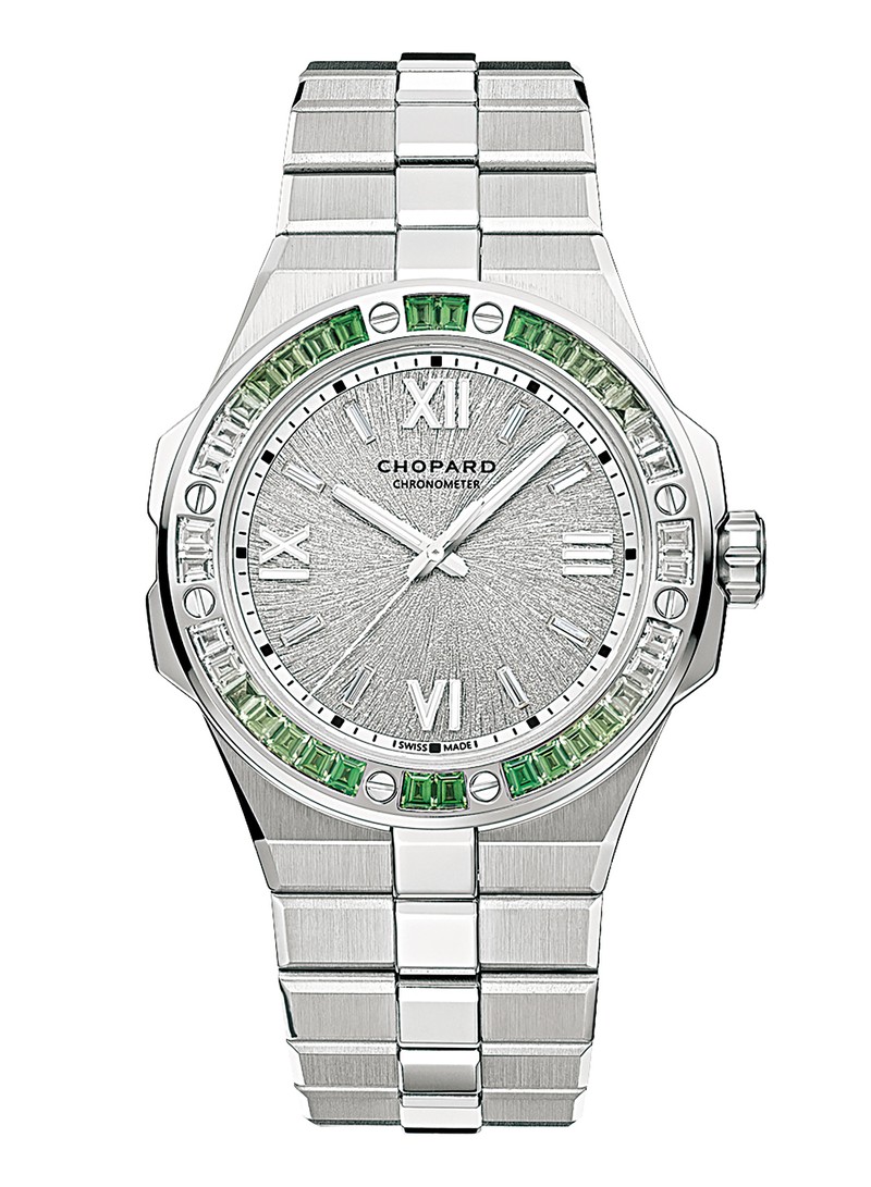 ▲ 『アルパイン イーグル サミット』自動巻き、18KエシカルWG×ツァボライト×ホワイトサファイアケース(41mm)、18KエシカルWGブレスレット。100m防水。ショパールブティック限定。1250万7000円(要問い合わせ)/ショパール(ショパール ジャパン プレス)