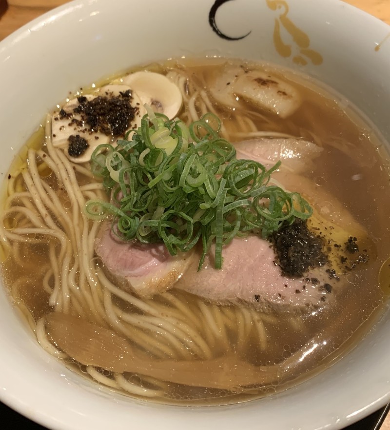 ラーメン 貝出汁 甲殻類出汁 山本益博 LEON.JP