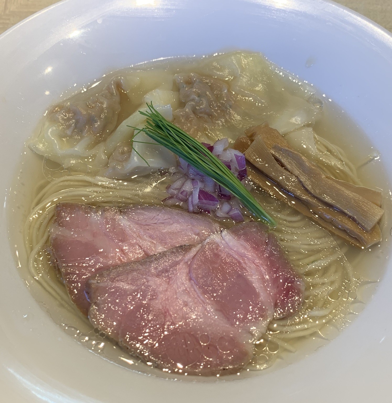 ラーメン　貝出汁　甲殻類出汁　山本益博　LEON.JP