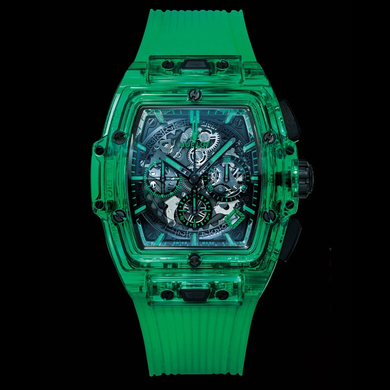 ▲ 『スピリット オブ ビッグ・バン グリーンSAXEM』 自動巻き、サファイアクリスタルケース(42mm)、ラバーストラップ。5気圧防水。世界限定100本。1746万8000円/ウブロ