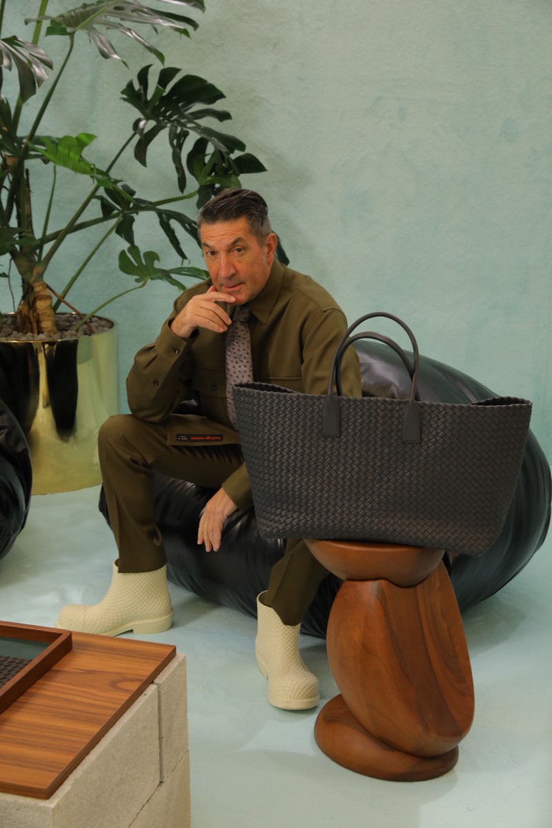 ボッテガ・ヴェネタ　カバ 三越