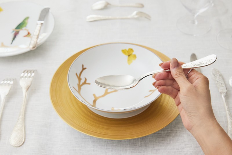 テーブルマナー LEON.JP 山野舞由未