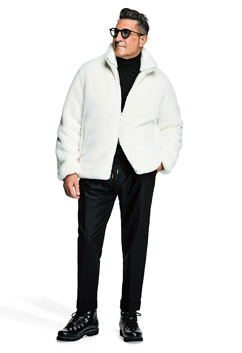 ブルゾン5万7200円/タトラス(タトラス コンセプトストア 青山店)、ニット13万2000円/カナーリ(コロネット)