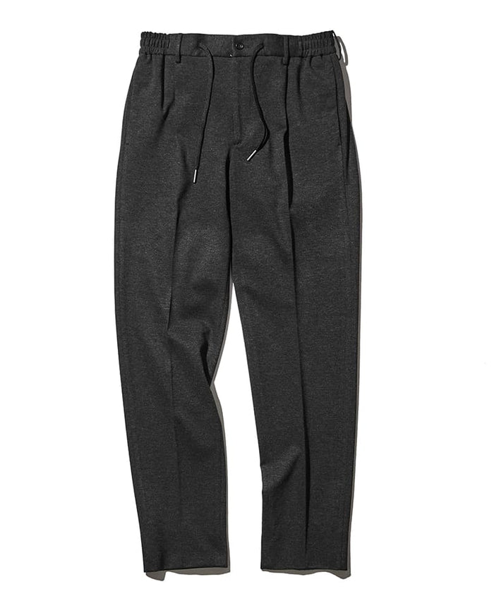 パンツ4万2900円／タリアトーレ（買えるLEON）