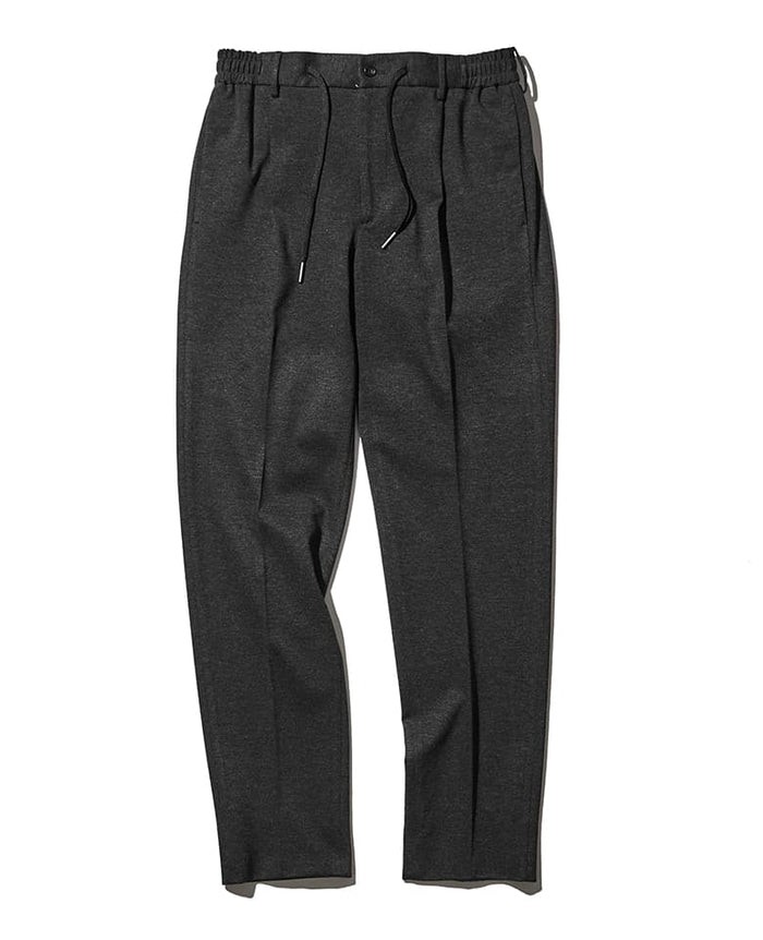 パンツ4万2900円／タリアトーレ（買えるLEON）