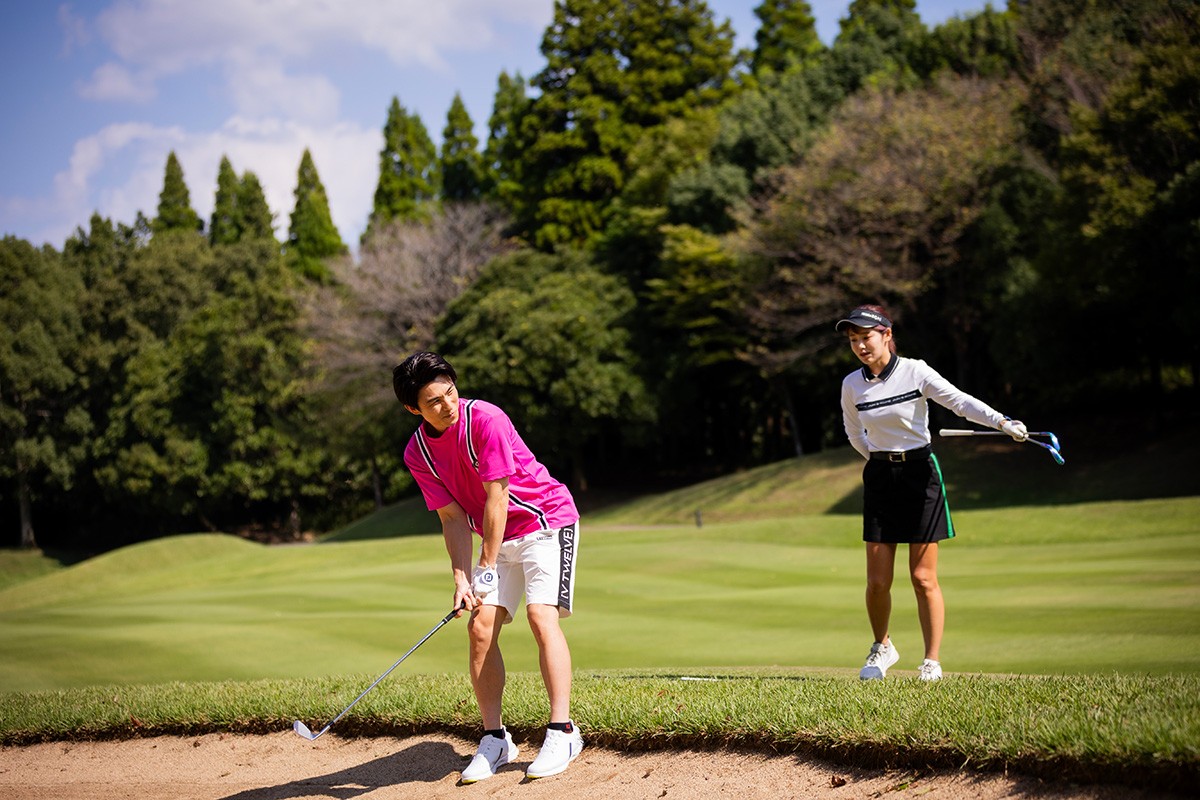 中尾明慶　元内ゆう　ワンウェイゴルフクラブ