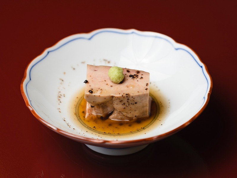 Sushi Masaki Saito シグネチャーのひとつである北海道産のあん肝。