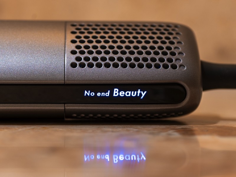 「Air Blow Stick（エアーブロードライヤー）」3万4800円（編集部調べ）／Noend