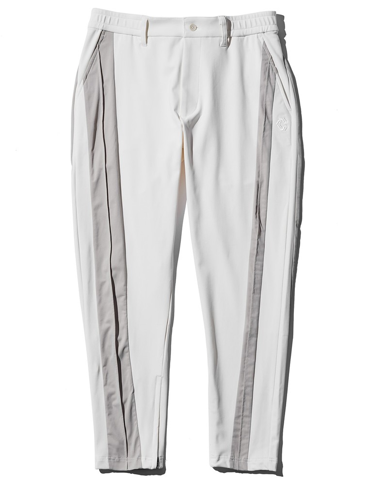 パンツ2万2000円/クロノス(買えるLEON)