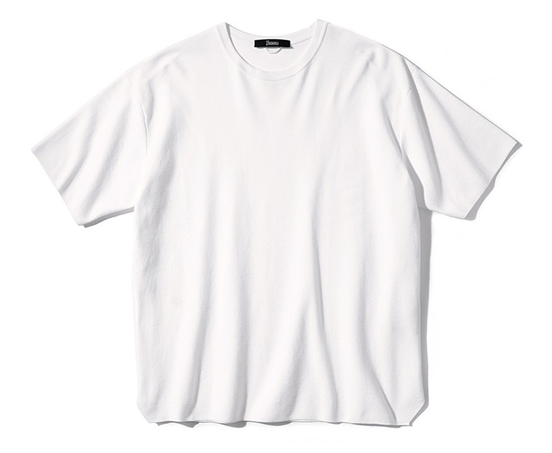 Tシャツ8万6900円/ヘルノ(ヘルノ・ジャパン)
