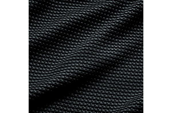 ジャケット3万9600円、 Tシャツ2万2000円、パンツ3万4100円/すべてジョゼフ オム(オンワード樫山 お客様相談室)