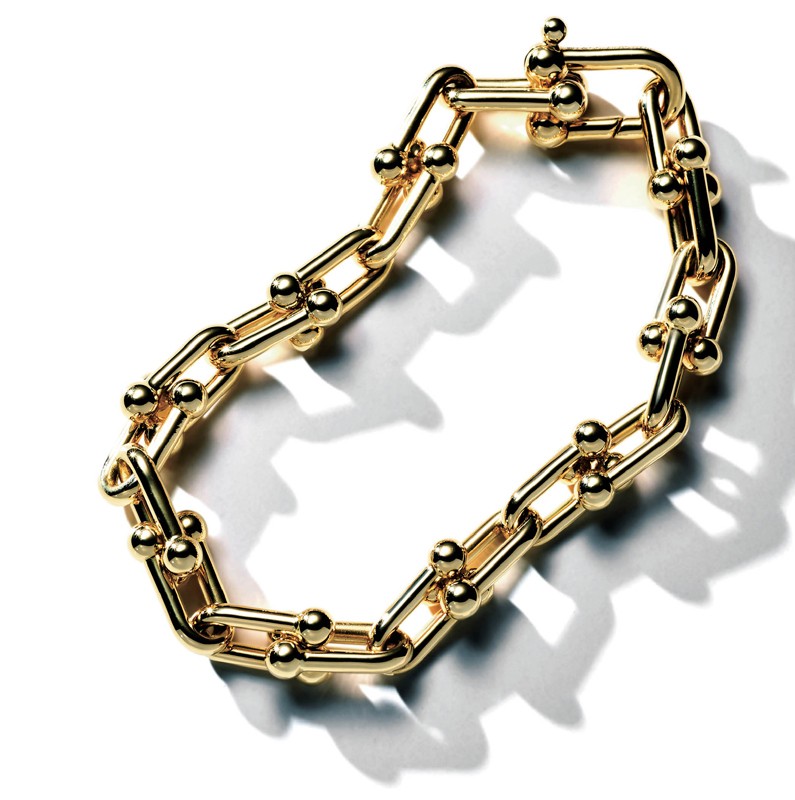 ▲ 『ティファニー ハードウェア ミディアム リンク ブレスレット』［18KYG］101万2000円／ティファニー（ティファニー・アンド・カンパニー・ジャパン・インク）