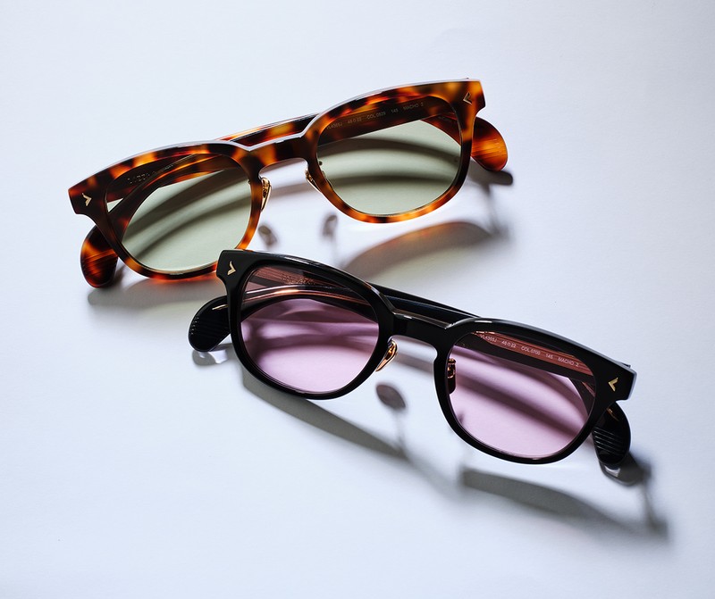 アイウエア各3万7800円/ロッツァ(買えるLEON)