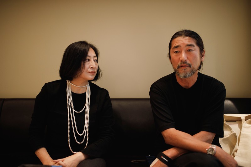 昭和のディスコについて思い出を語ってくれた甘糟りり子さん(左)、渡邊弘幸さん(右)。