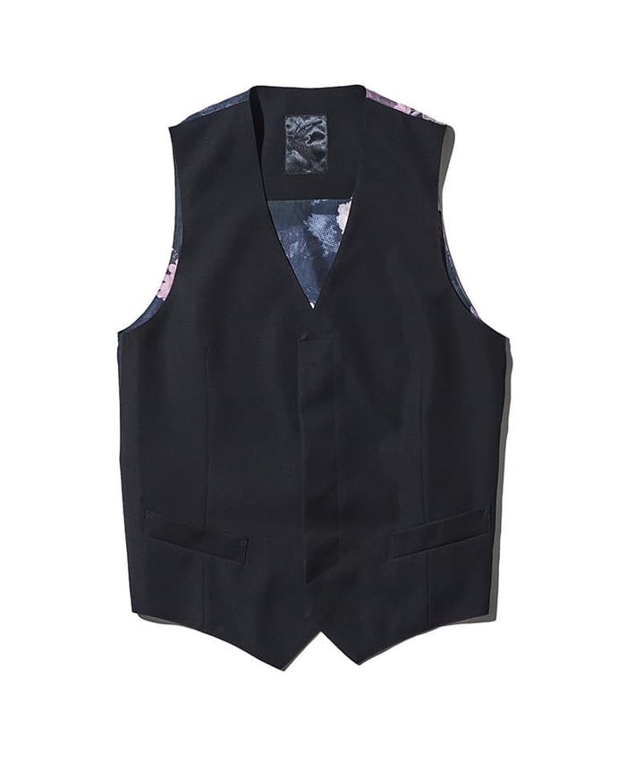 ベスト4万6200円／キリュウキリュウ（買えるLEON）