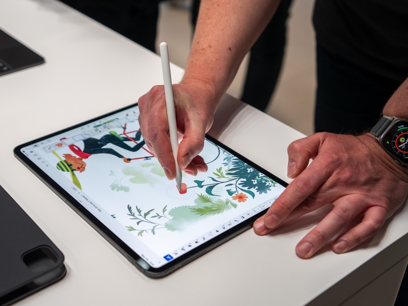 Apple史上“最薄”! 新型iPad Proをロンドンで触ってきた