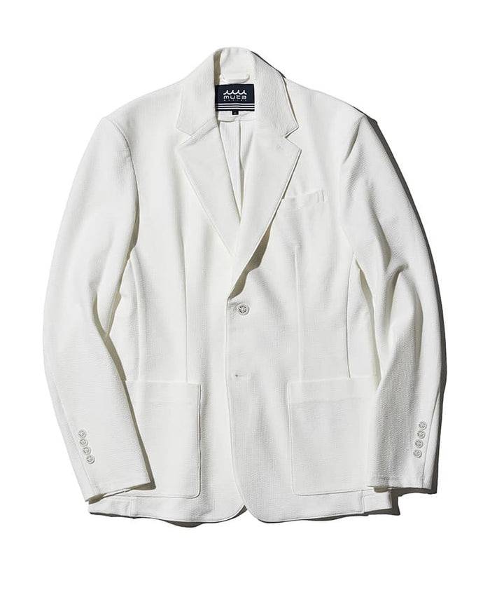 ジャケット4万1800円／ムータ・マリン（買えるLEON）