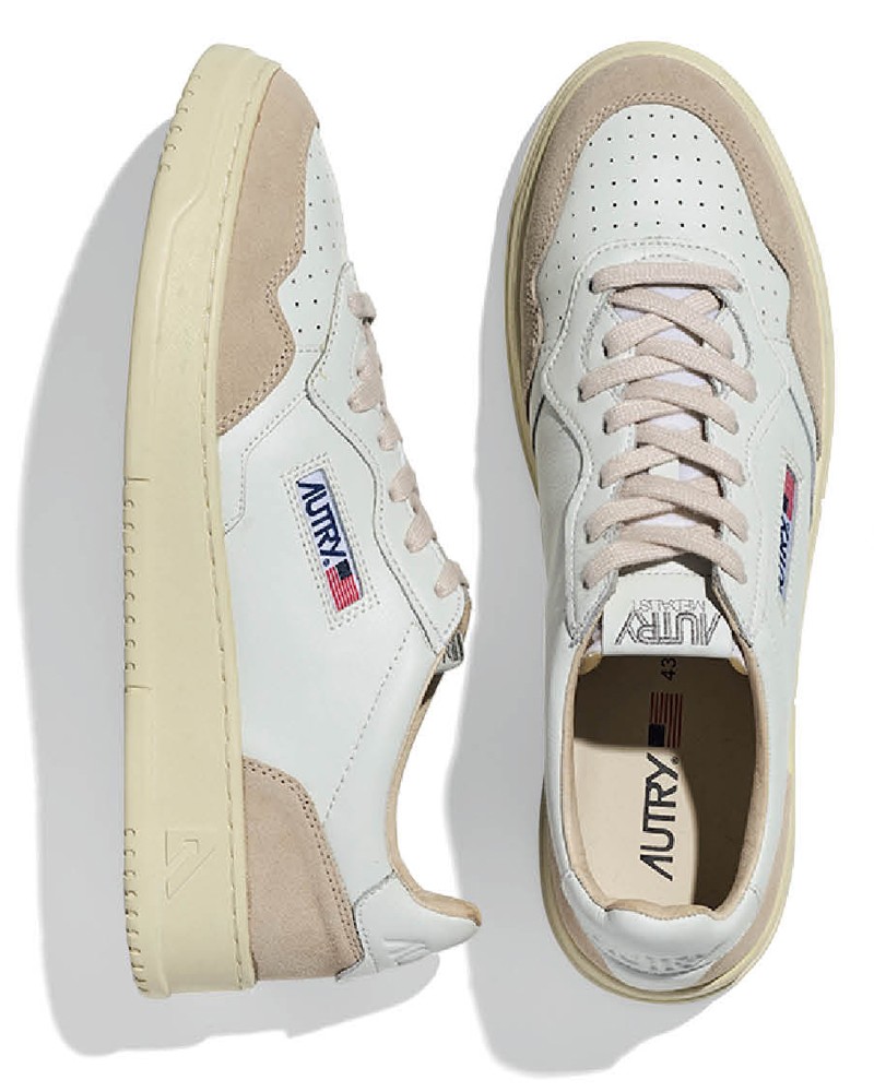 ▲ 靴3万3000円／オートリー（トヨダトレーディング プレスルーム）