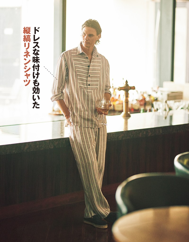シャツ27万1700円、パンツ23万6500円、シューズ10万3400円／すべてロロ・ピアーナ（ロロ・ピアーナ ジャパン）