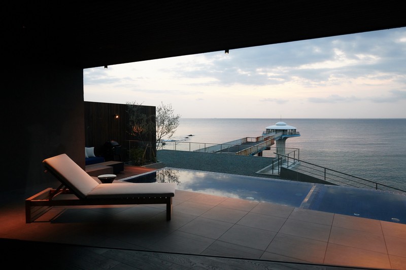 The Echo Table 南紀白浜 WebLEON