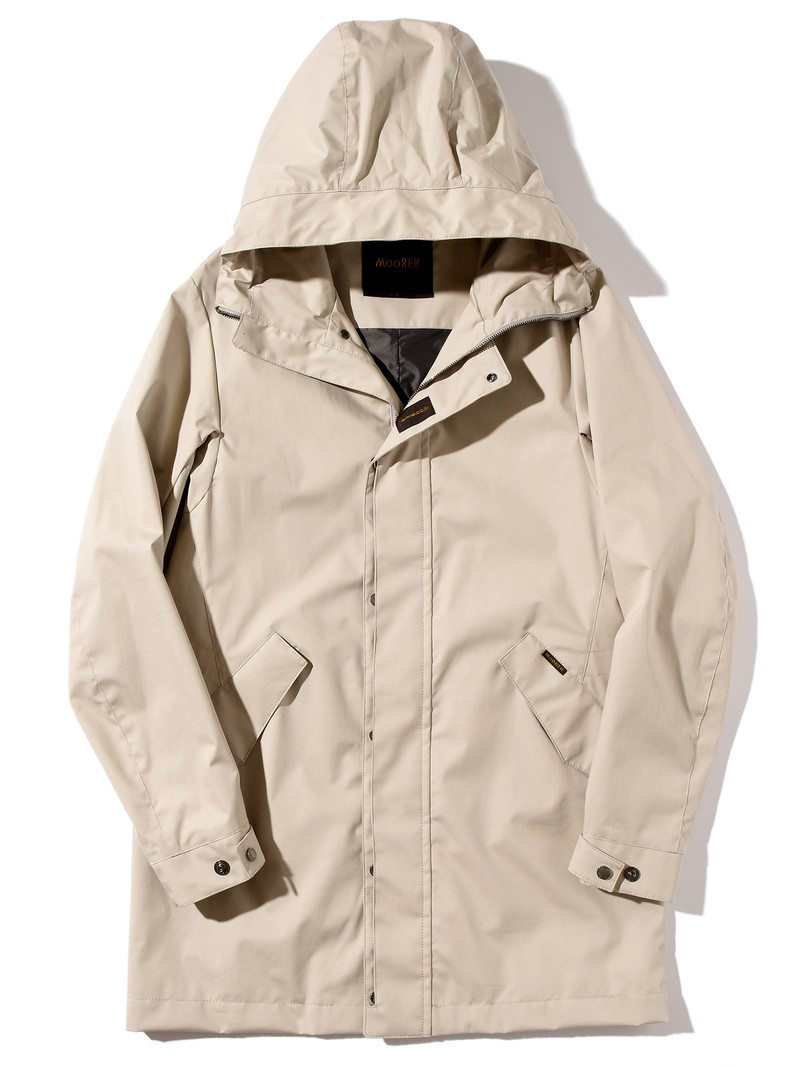 ▲ コート26万1800円/ムーレー(コロネット)