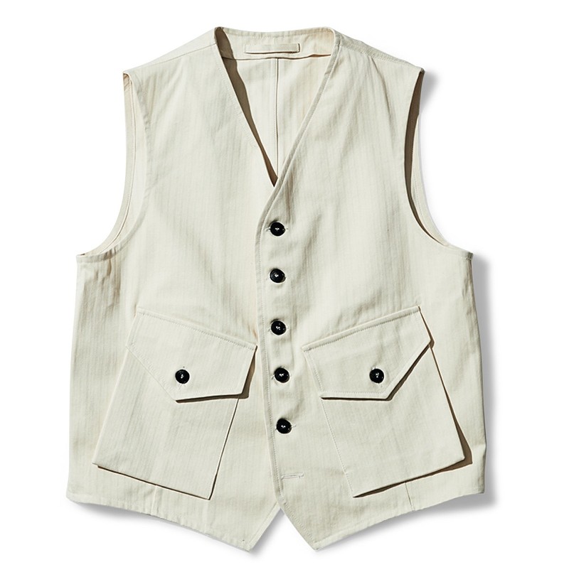 ベスト6万8200円（予価）／フォルテラ（買えるLEON）