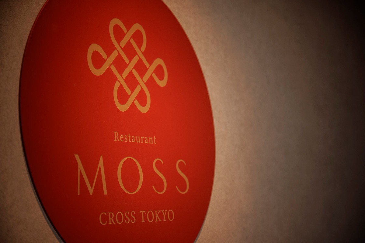 「MOSS CROSS TOKYO（モス クロス トーキョー）」