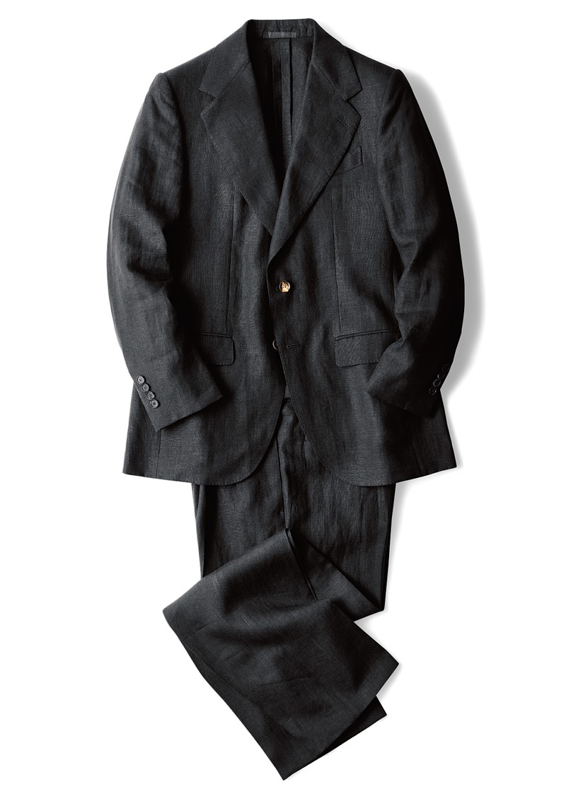 ジャケット19万9100円、パンツ6万2700円/ともにカルーゾ × シップス(シップス 銀座店)