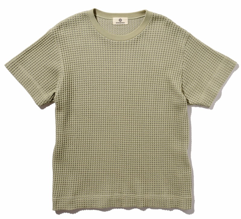 ▲ ニット1万6500円/シーグリーン(タトラス コンセプトストア 青山店)