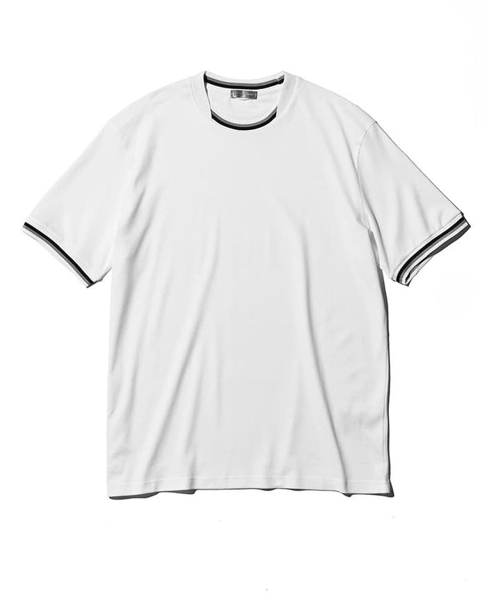 Tシャツ3万8500円／ヘルノ（買えるLEON）