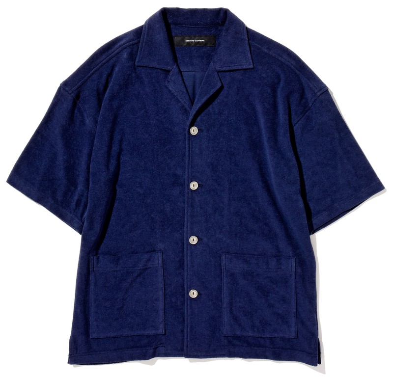 ▲ シャツ2万4200円/リサウンド クロージング