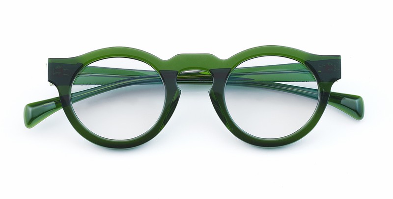 メガネ5万9400円/ジャック デュラン(fRAME ディストリビューション)