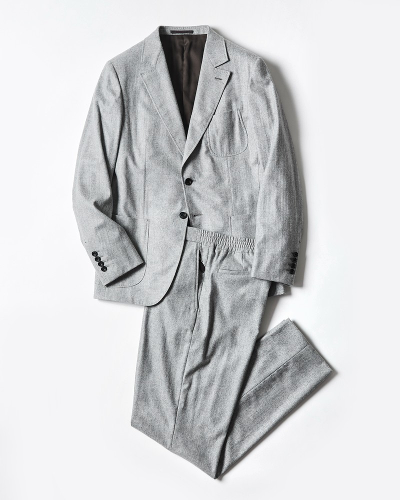 ジャケット59万9500円、パンツ21万5600円/ともにベルルッティ(ベルルッティ・インフォメーション・デスク)