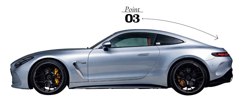 メルセデスAMG GT 63 4MATIC+ クーぺ 全長×全幅×全高:4728×1984×1354㎜ エンジン:4.0リッター V8 ツインターボ 最高出力:585PS 最大トルク:800Nm 価格:未発表/メルセデス AMG(メルセデスコール)