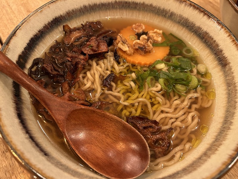 山本益博　ラーメン革命！　WebLEON  パリのラーメン
