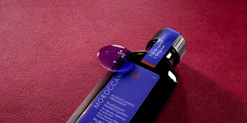 「モロッカンオイル トリートメント パープル」50ml 4345円、25ml 2310円/モロッカンオイル ジャパン
