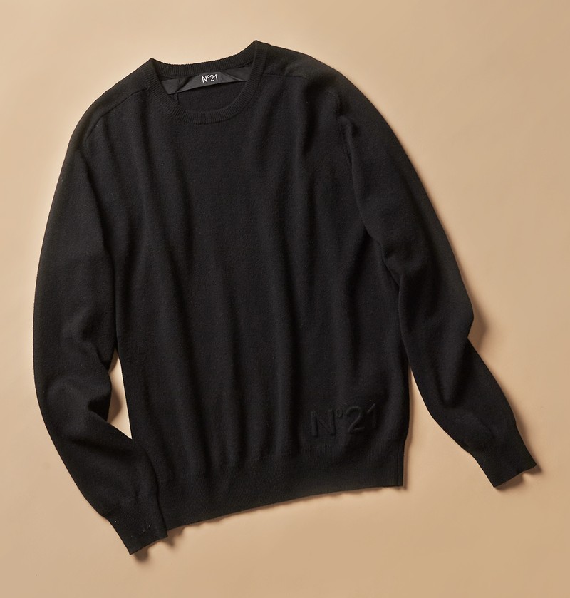 ニット74800円/ヌメロ ヴェントゥーノ(買えるLEON)