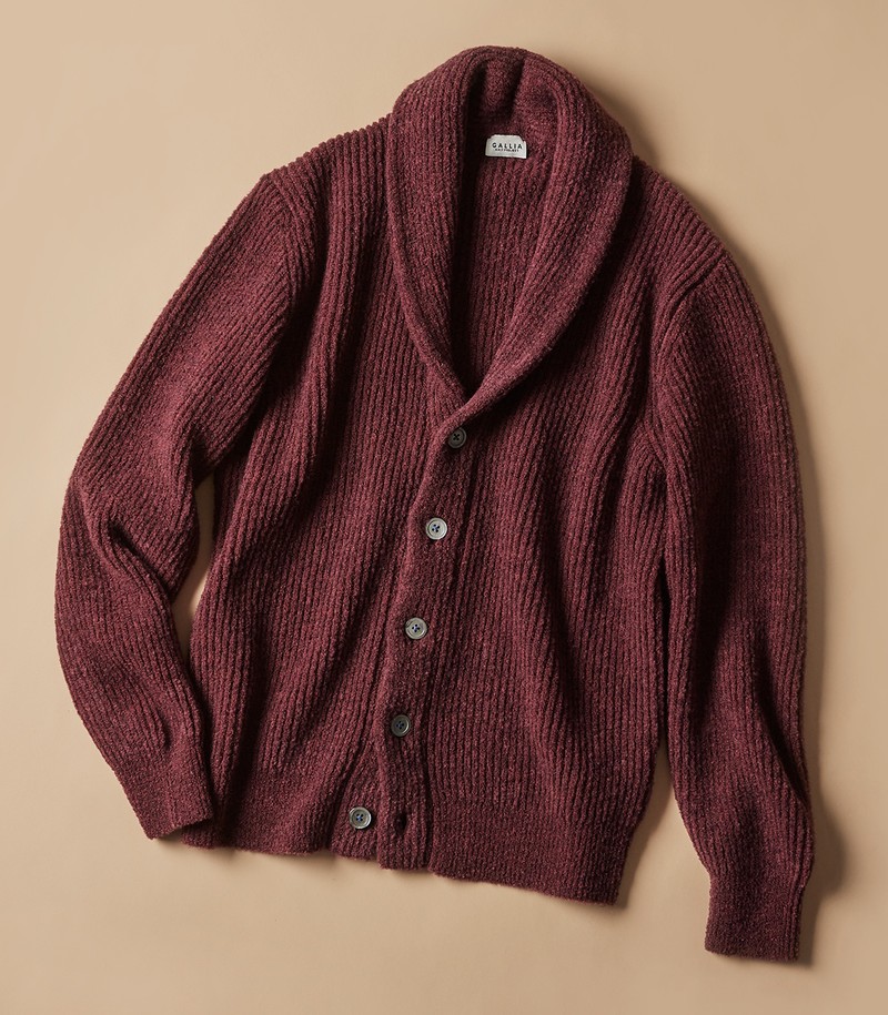 カーディガン5万8300円/ガリア ニット プロジェクト(買えるLEON)